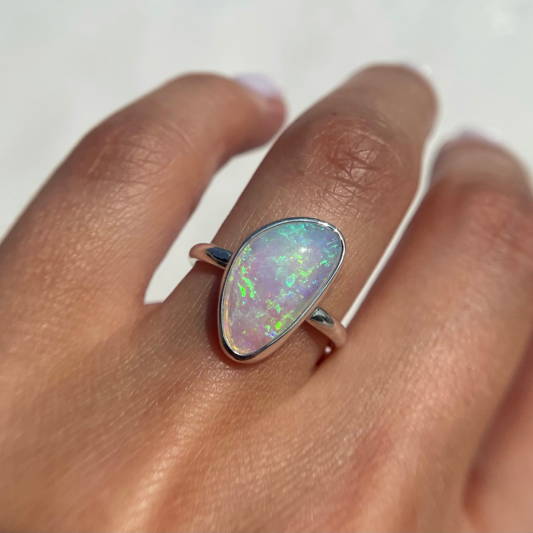 925 Sterling Silver Australian Crystal Pipe Opal Ring