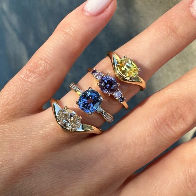 Sapphire and Diamond rings ✨ Just look at the way they sparkle in the sunlight 😍 Purple sapphire ring has sold but other three are still available on our website