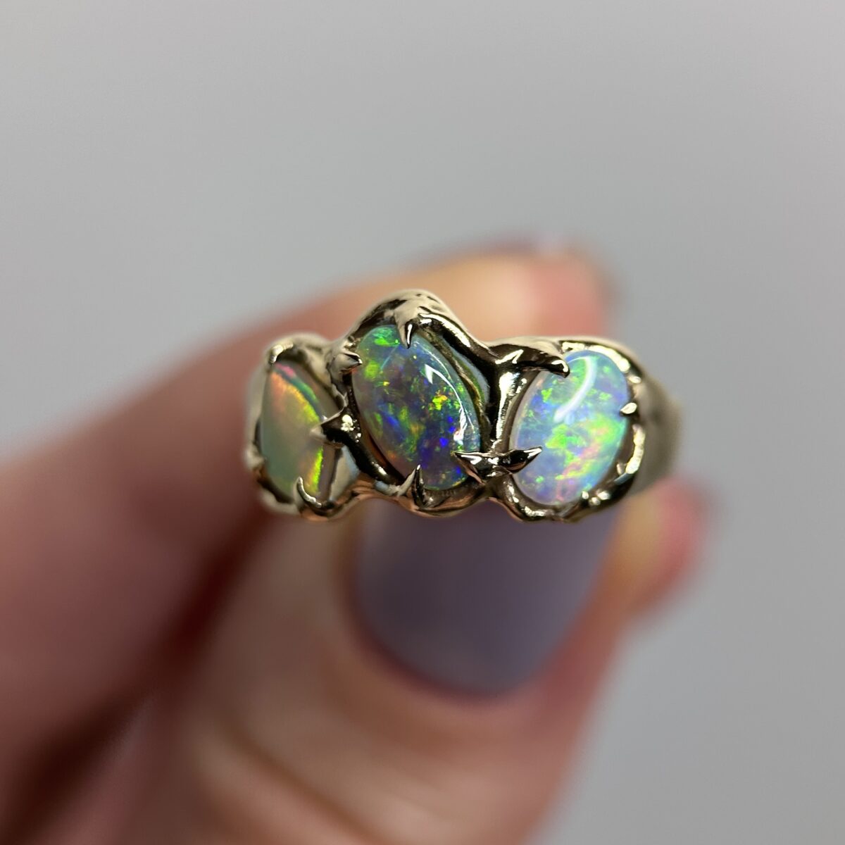 Molten gold ring with Australian Crystal and Dark Opals SZ 6.75 - Image 8