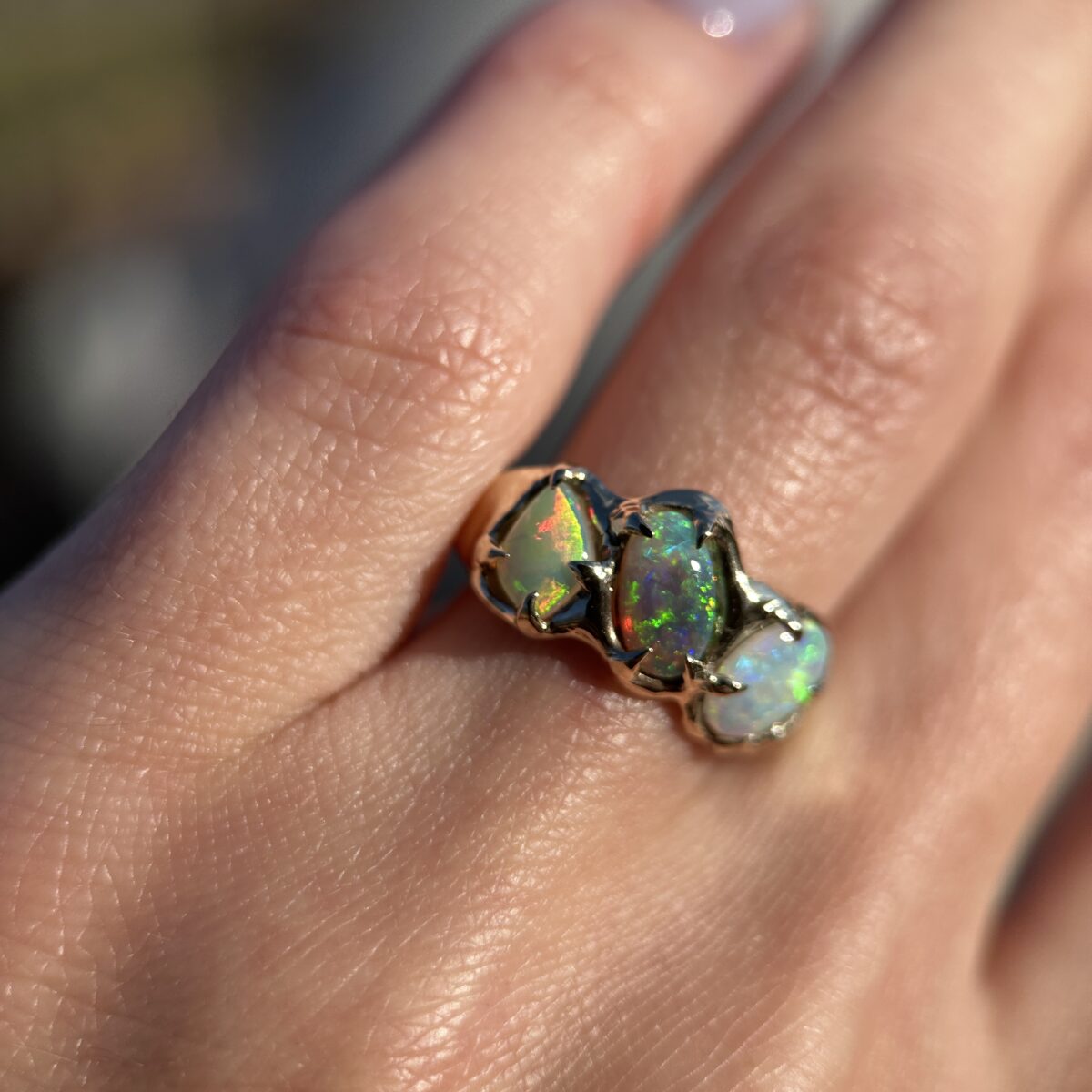 Molten gold ring with Australian Crystal and Dark Opals SZ 6.75 - Image 10