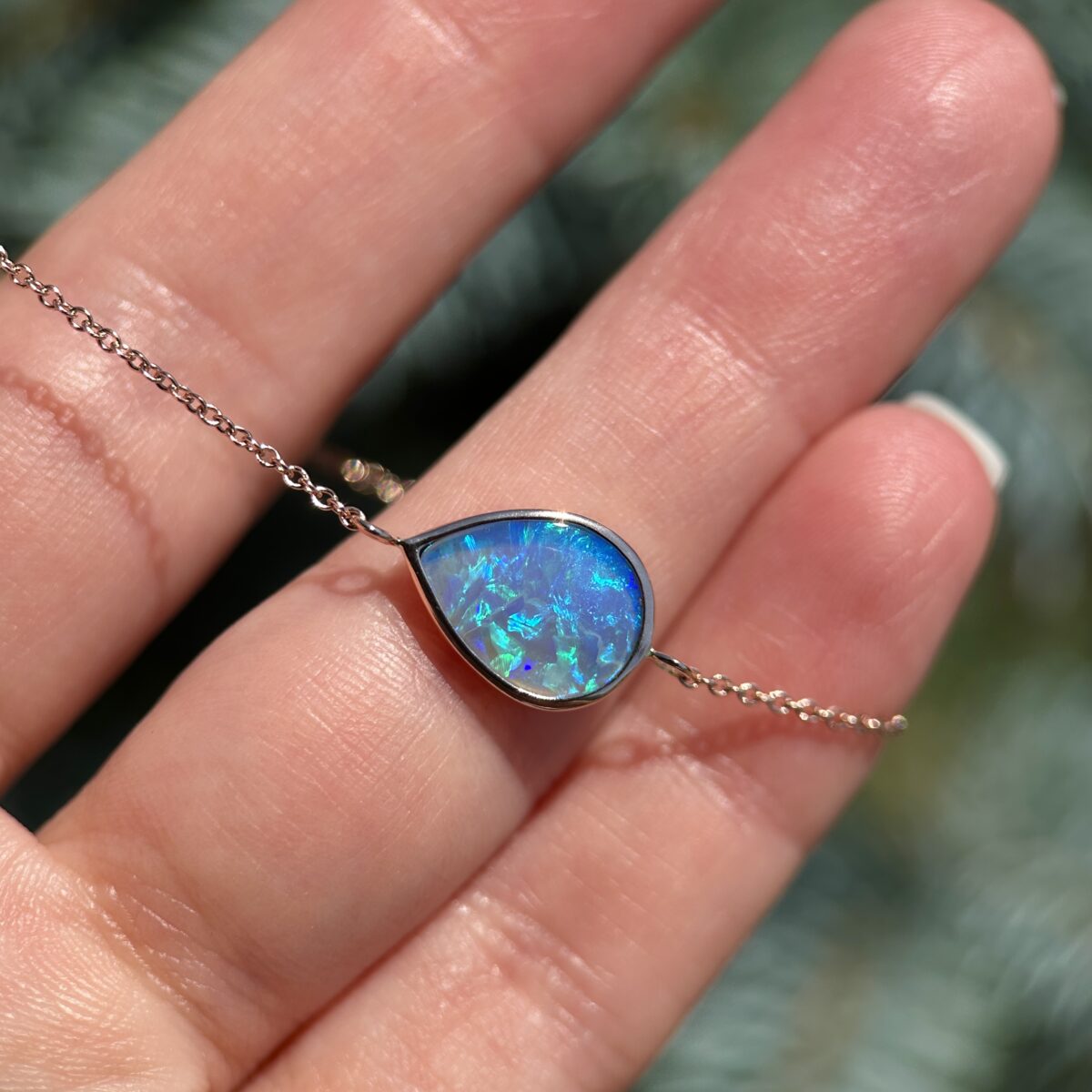 14K Rose gold bracelet with Australian Crystal Opal - Image 9