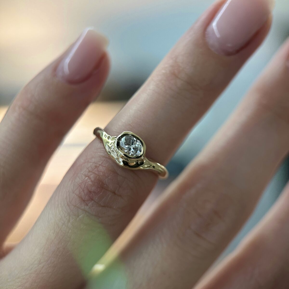 14K Molten Yellow Gold ring with Diamond SZ 4.25 - Image 3