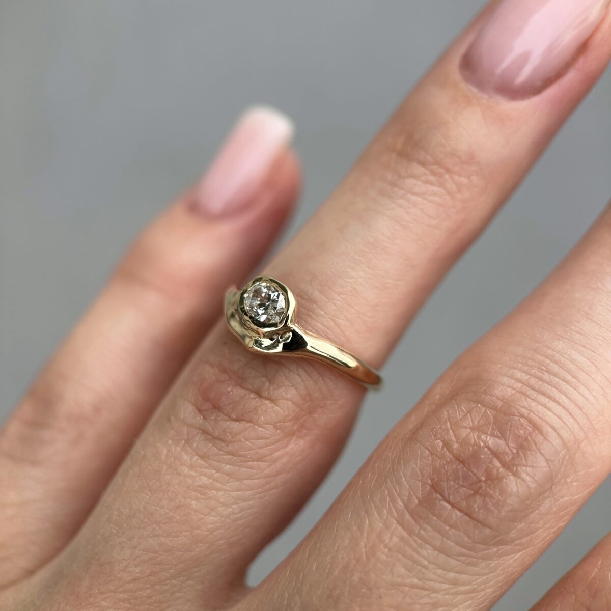 14K Molten Yellow Gold ring with Diamond SZ 4.25 - Image 11