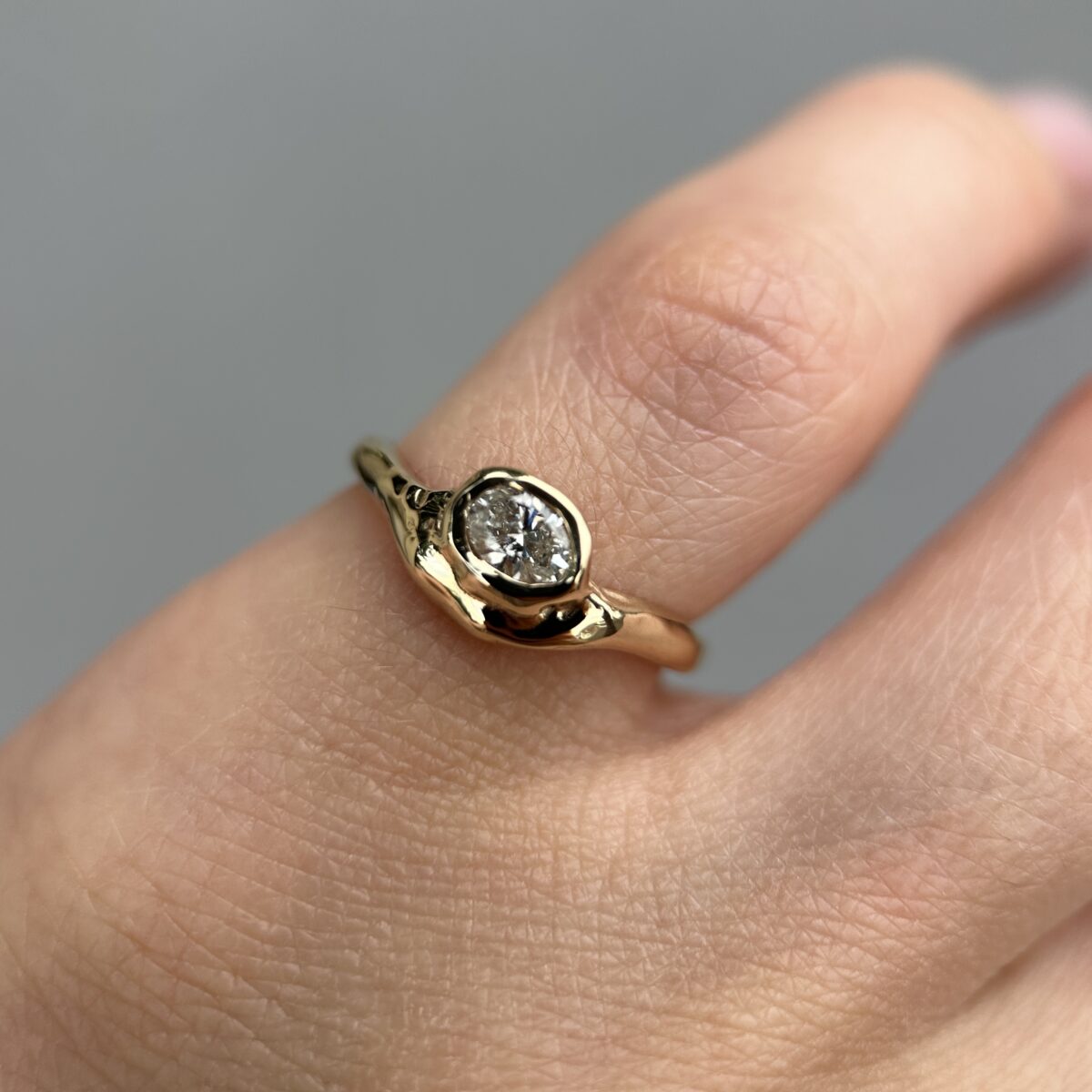 14K Molten Yellow Gold ring with Diamond SZ 4.25 - Image 13