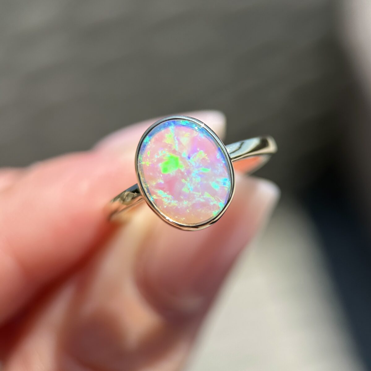 14K Yellow gold ring with Australian Crystal Opal SZ 5 - Image 3