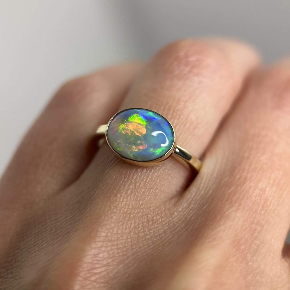 14K Yellow gold ring with Australian Crystal Opal SZ 6.5 - Image 3