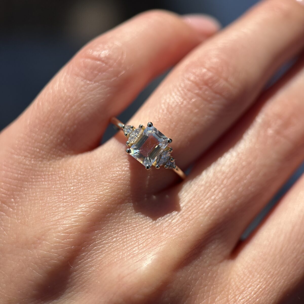 14K Yellow gold ring with Moonstone and Diamonds SZ 7 - Image 7