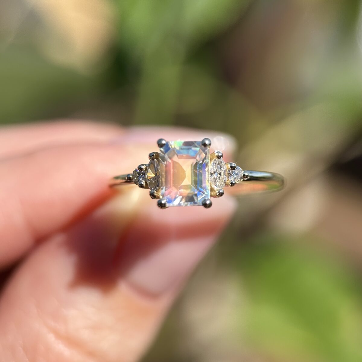 14K Yellow gold ring with Moonstone and Diamonds SZ 7 - Image 6