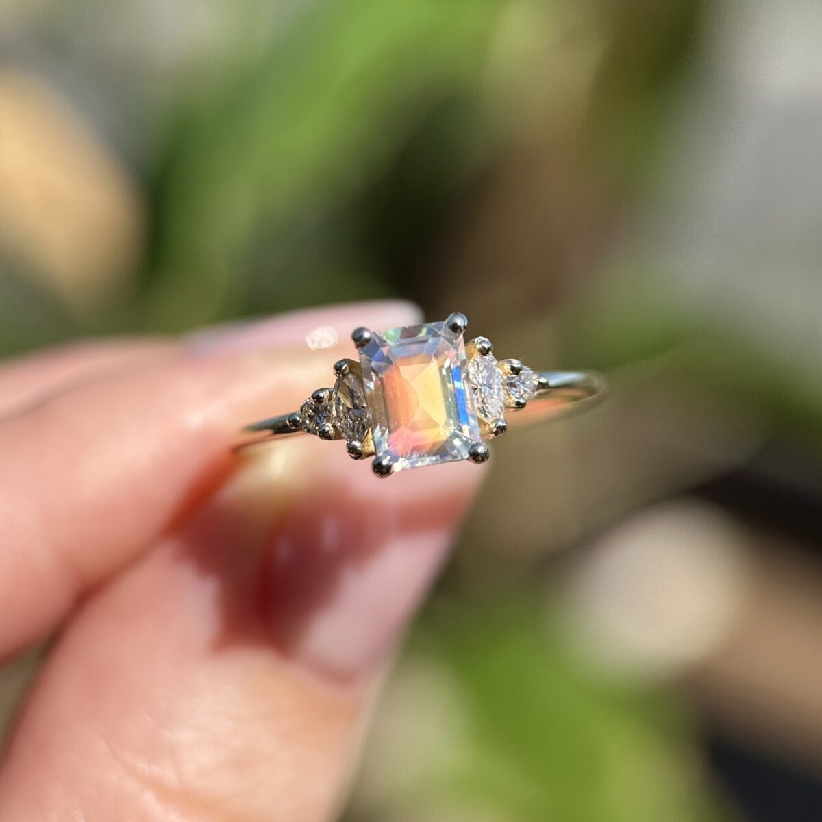 14K Yellow gold ring with Moonstone and Diamonds SZ 7 - Image 5