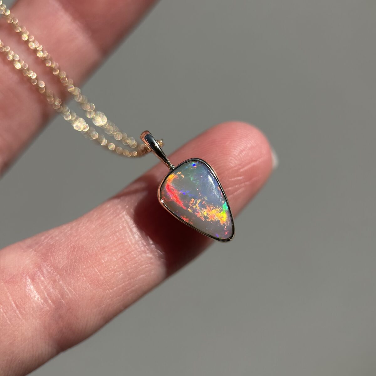 14K Yellow gold pendant with Australian Dark Opal - Image 7