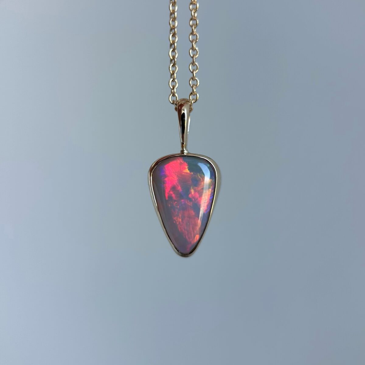 14K Yellow gold pendant with Australian Dark Opal - Image 5