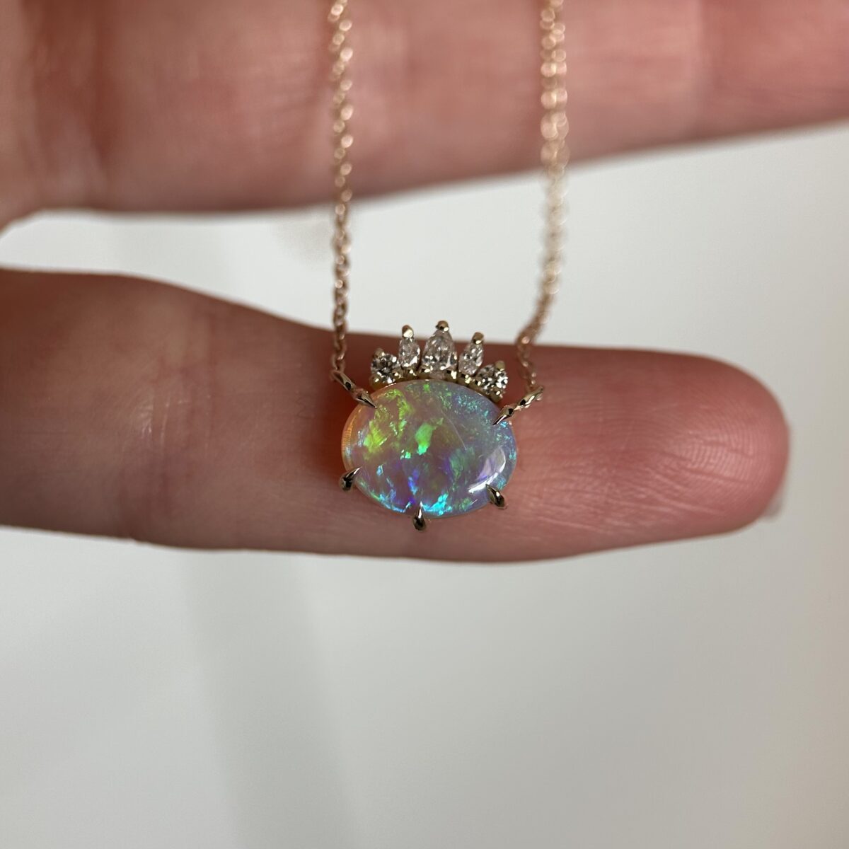 14K Yellow gold necklace with Australian Opal and Diamonds - Image 11
