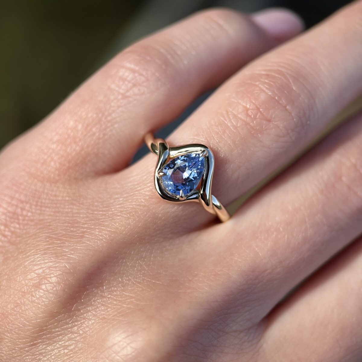 14K Yellow Gold Aila ring with Blue Sapphire SZ 6.75 - Image 2